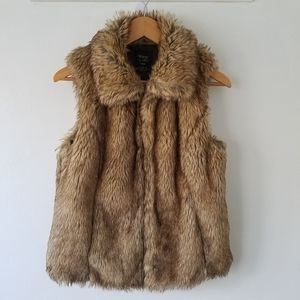 Zara Tan Faux Fur Trafaluc Warm Wear Vest Jacket Size Small